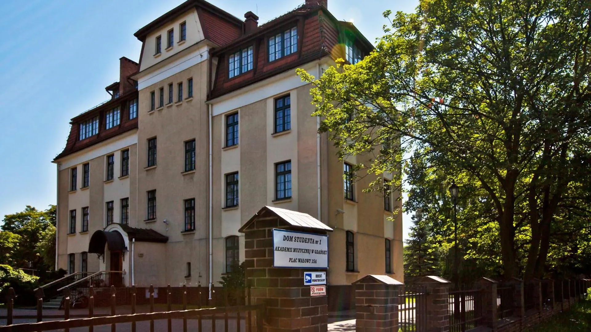 Ds Cztery Pory Roku Hostel Gdansk Poland