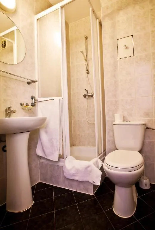 Ds Cztery Pory Roku Hostel Gdansk